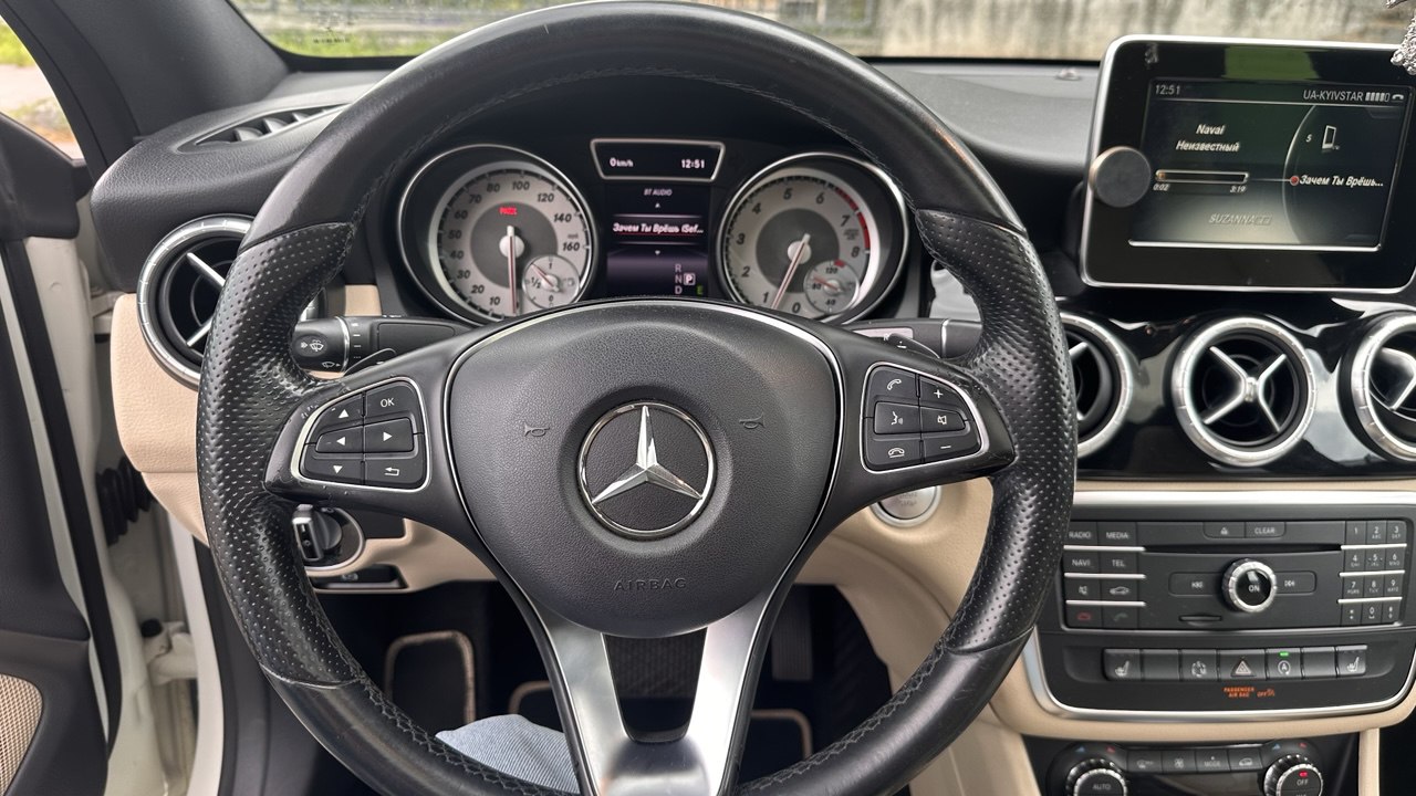 Mercedes-Benz CLA250
